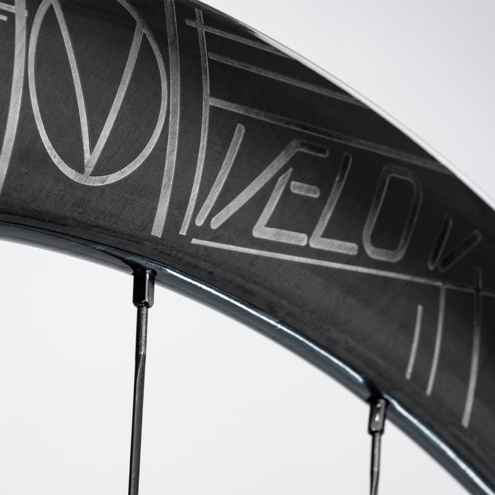 ONIRII VCYCLE VELO II Road Carbon Wheel 50 High Rim Steel Spoke Fat Rim 24 Hole Ultra Light With Hooked Edge HG for Road Bike