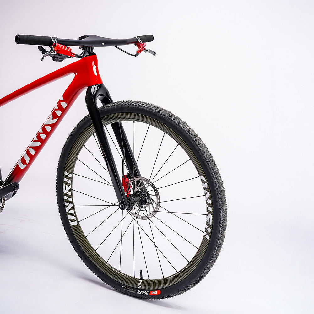 ONIRII WIN Ultra-Light Carbon Fiber XC Hardtail Mountain Bike with XT 1x12-Speed Drivetrain and Carbon Fiber Wheels MTB Complete Bike